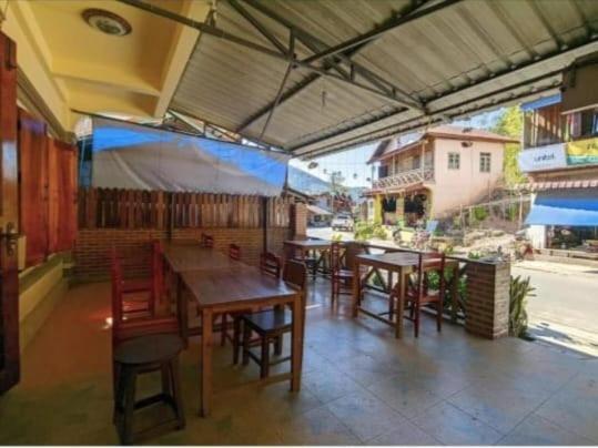 Thip Phavanh Guesthouse Muang Pakbèng Εξωτερικό φωτογραφία
